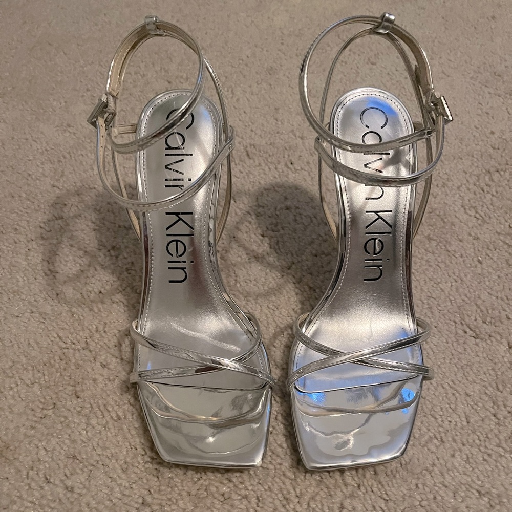 Calvin Klein Silver/Metalic Tegin Sandal Size 10
